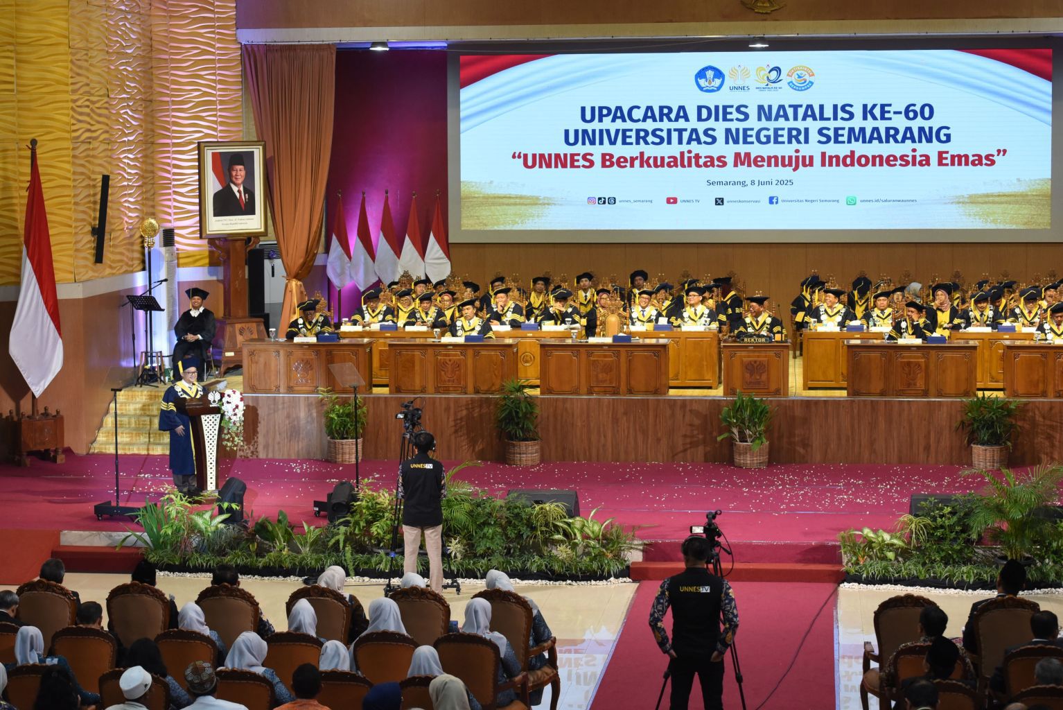 Mendikdasmen Terima Anugerah Konservasi 2025 Kategori Upakarti Dharmakarya Adhikarana dari UNNES