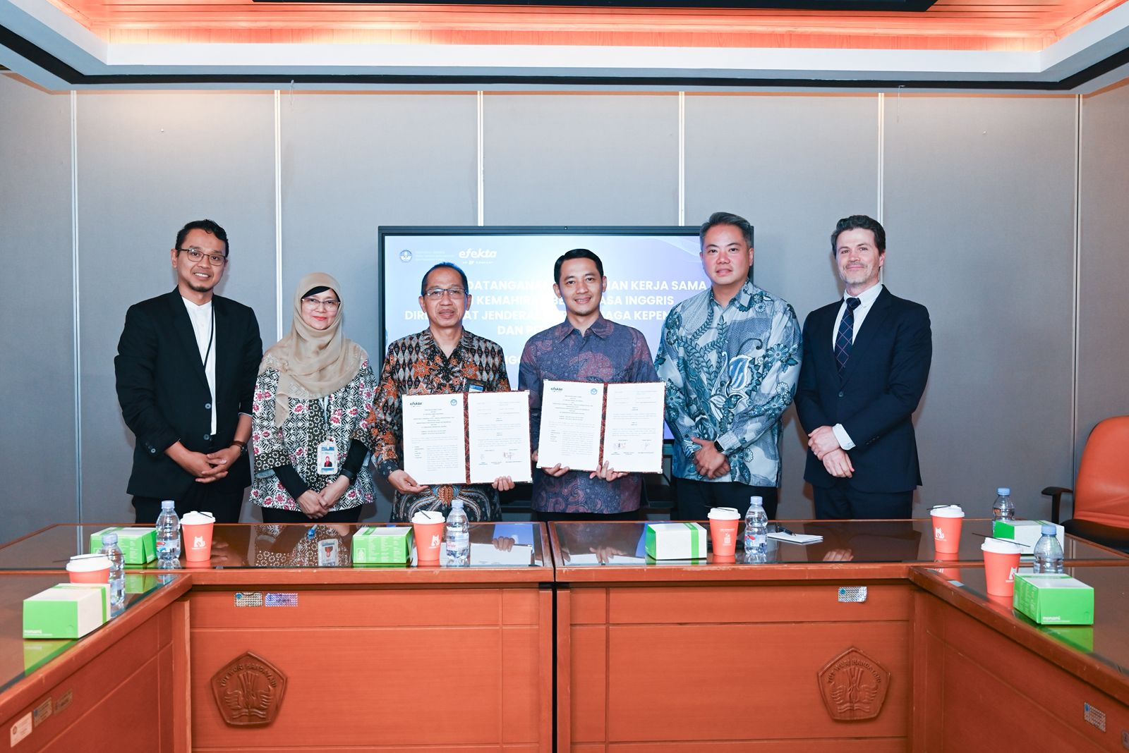 Ribuan Guru SD Akan Mengikuti Program Pilot Uji Kemahiran Bahasa Inggris