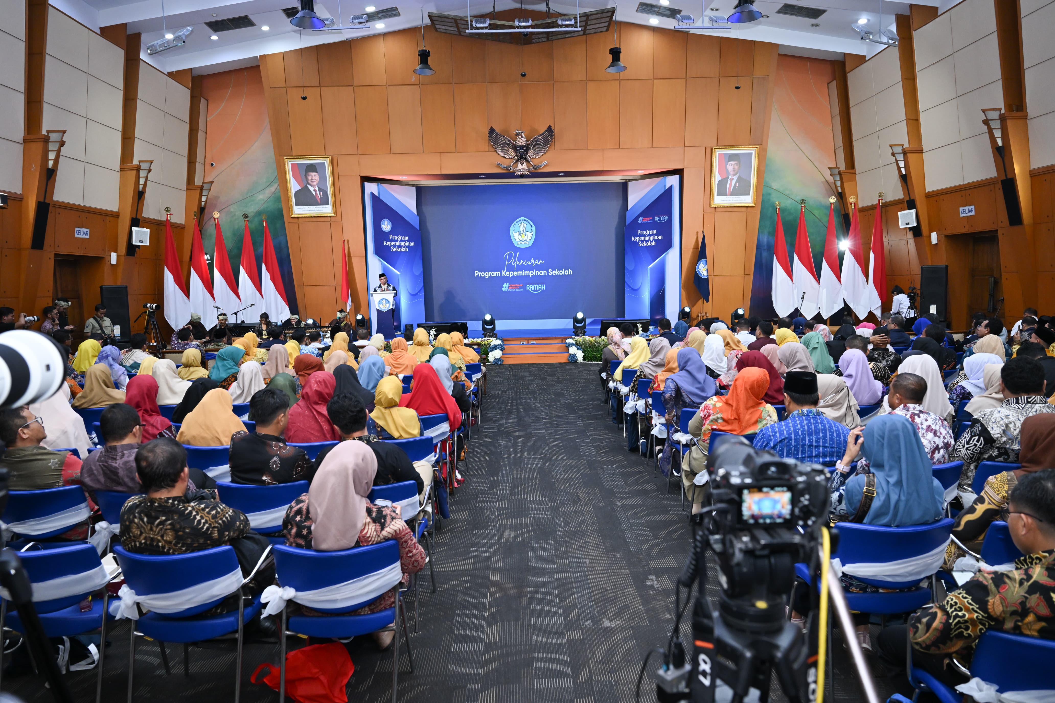 Dukungan Penuh Pemangku Kepentingan dalam Peluncuran Program Kepemimpinan Sekolah