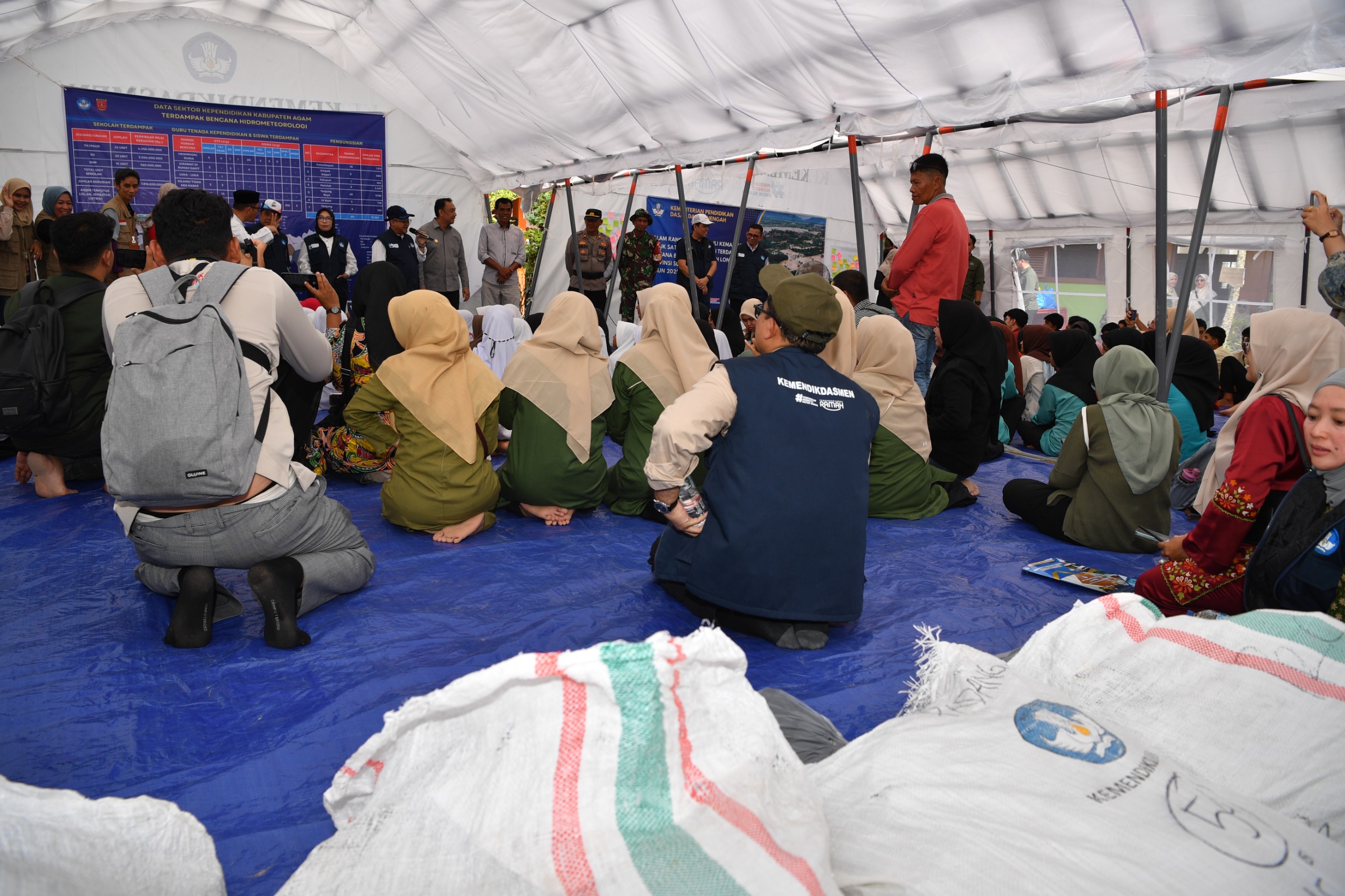 Penjelasan Mendikdasmen Terkait Pembelajaran di Wilayah Terdampak Bencana